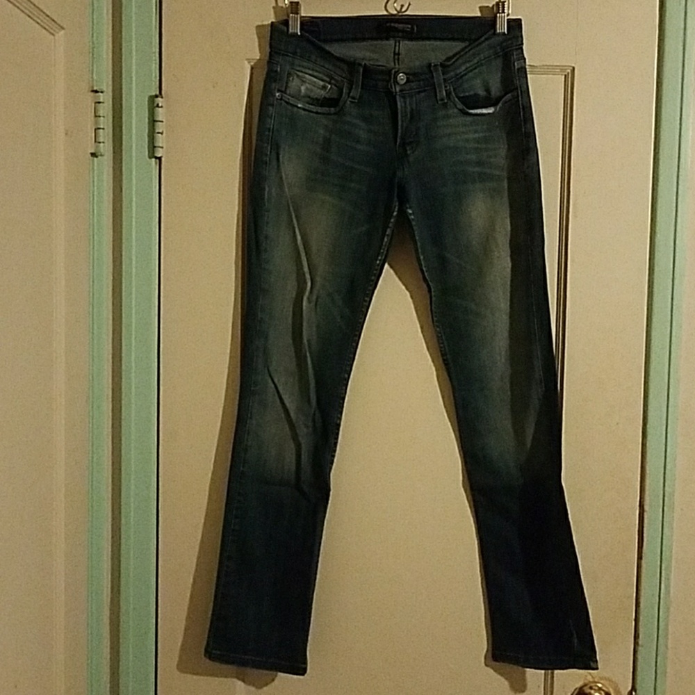 SIZE 7.......Levis too superlow jeans
